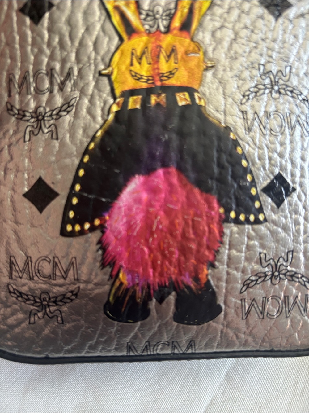 Mcm limited year of the bunny crossbody - Picture 9 of 17